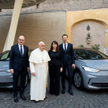 Watykan zmienia flotę na elektryczne modele. Przetarg wygrała grupa Volkswagen