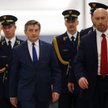 Posłowie chcą, by straż marszałkowska otrzymała mundury paradne z szablami u boku.