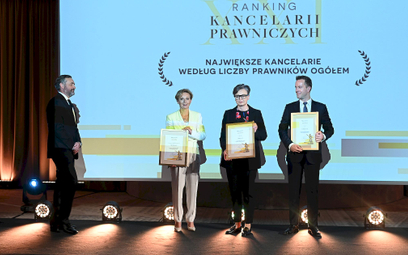 Od lewej: prezes wydawnictwa Gremi Media S.A. Maciej Maciejowski oraz przedstawiciele trzech najwięk