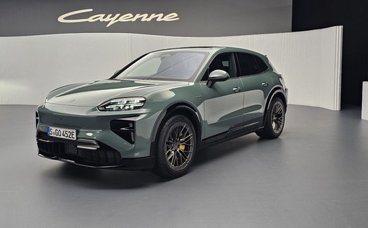Porsche Cayenne Electric