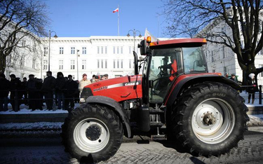 Ubezpieczenie w KRUS: spóźniona pensja ze zlecenia nie zaszkodzi rolnikowi