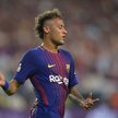 Oficjalnie: Neymar przechodzi z Barcelony do PSG za 222 mln euro