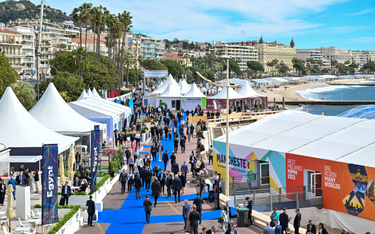 Promenada w Cannes zgromadziła tłumy wystawców i uczestników