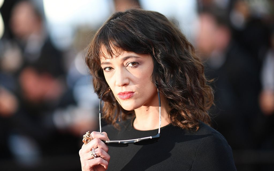 Magda Sendecka: To nie płeć sprzyja przemocy, lecz władza