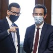 Wiceminister obrony narodowej Marcin Ociepa w rozmowie z premierem Mateuszem Morawieckim