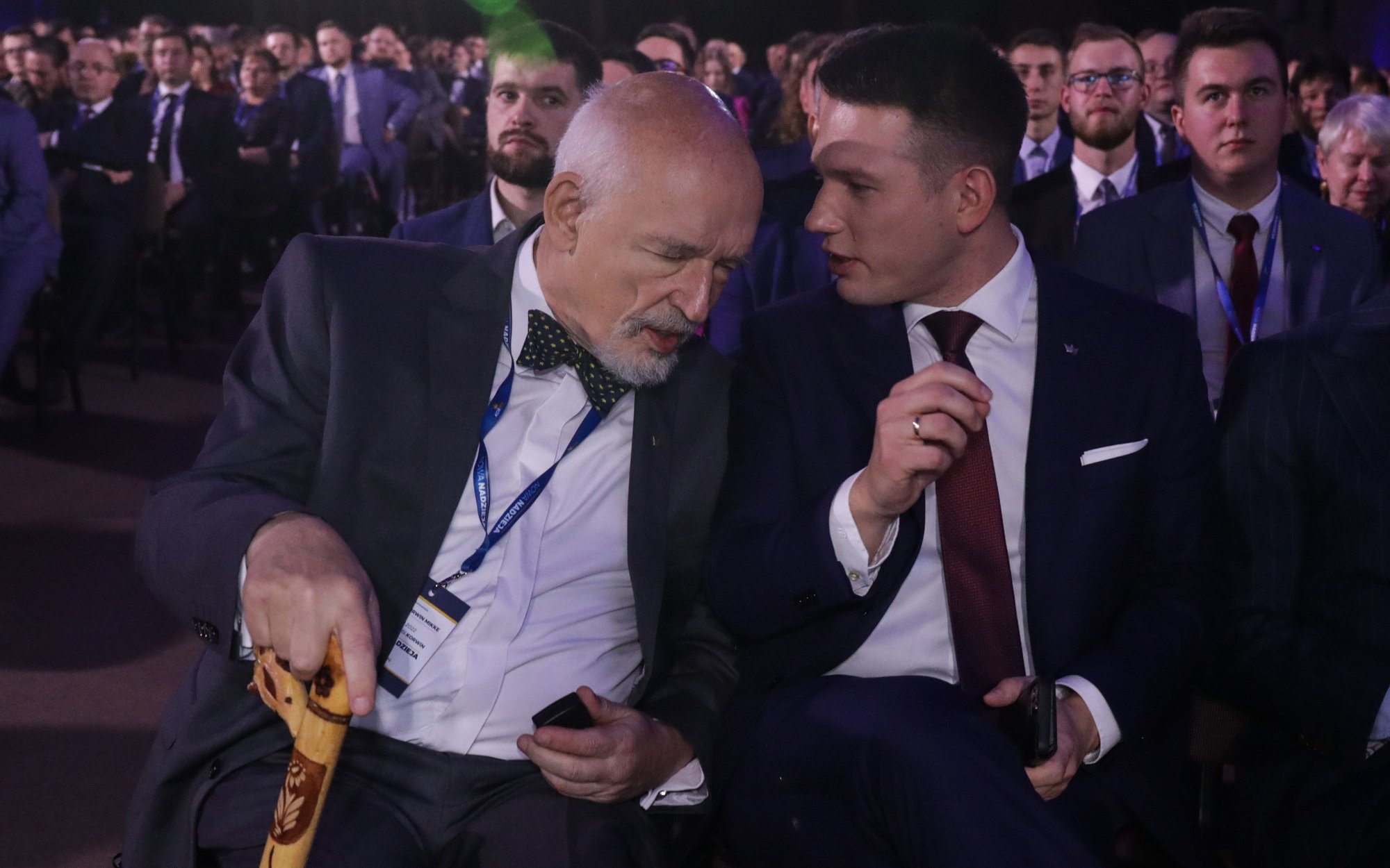 Partia Janusza Korwin-Mikkego przestaje istnieć. A Sławomir Mentzen postawił na Podatek Dochodowy