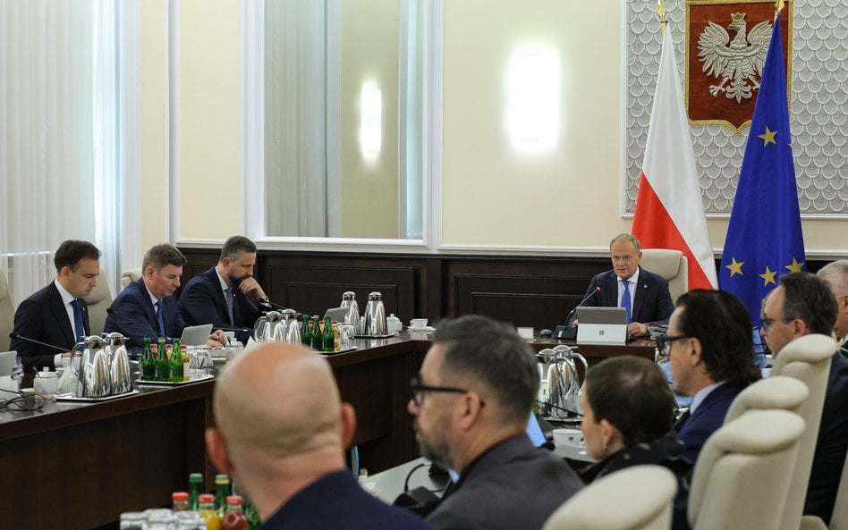 Rząd przyjął pakiet projektów ustaw podatkowych. Obecny rok będzie ostatnim, gdy jeszcze funkcjonuje
