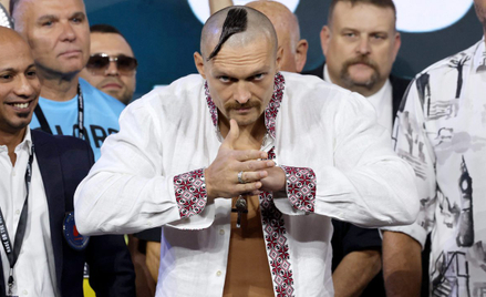 Ołeksandr Usyk przed drugą zwycięską walką z Anthonym Joshuą w Arabii Saudyjskiej w sierpniu ubiegłe