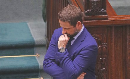 Sondaż: Zmniejsza się strata Jakiego do Trzaskowskiego