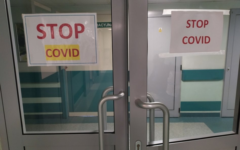 Epidemia w Polsce: Resort poprawia dane - 832 zakażenia