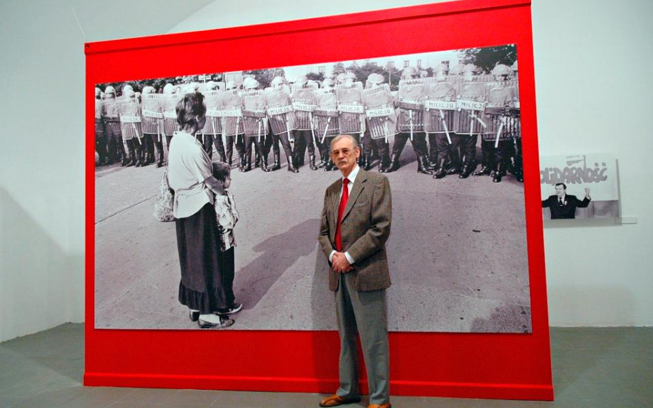 2010 r. Erazm Ciołek na otwarciu wystawy „Sierpień »Solidarności«”, Warszawa