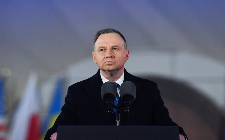 Andrzej Duda o TK: sędziowie powinni się "odkłócić" i wziąć do pracy