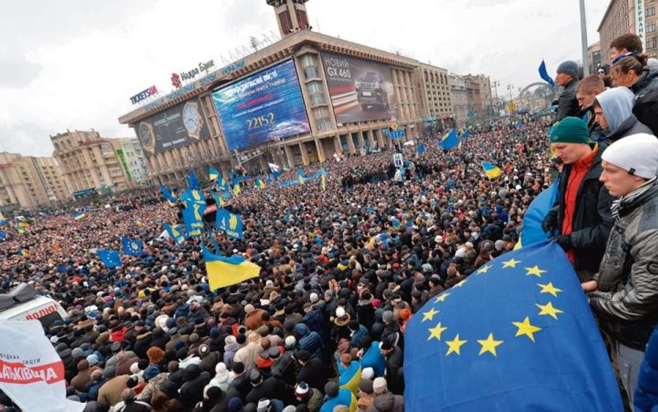 Na kijowskim Majdanie Niezależności doszło do największych protestów od 2004 r.