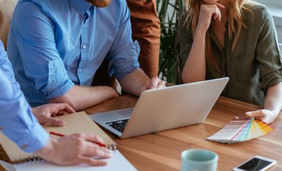 Polscy szefowie pod presją niepewności i spadającej motywacji