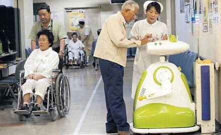 Robot w jednym z japońskich szpitali sam przeprowadza badanie krwi