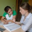Najbardziej pracowici korepetytorzy na swoich dodatkowych lekcjach zarabiają ponad 1000 zł miesięczn