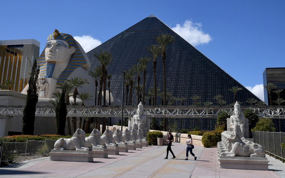 Las Vegas zamyka hotele i kasyna