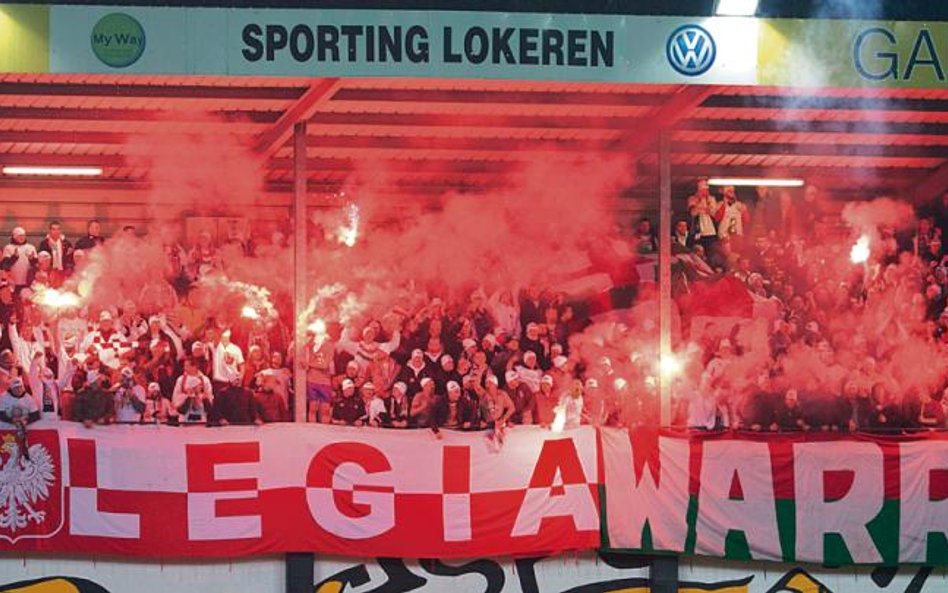 Legia w Lokeren. To ci ludzie kolejny już raz ściągnęli na klub nieszczęście