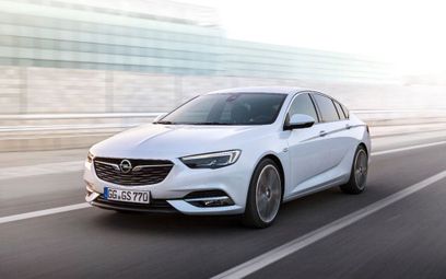 Opel pokazuje nową limuzynę marki