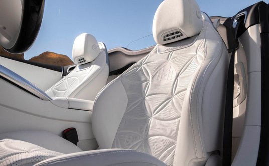 Mercedes-Maybach SL 680