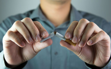 GUS o używkach: 19 proc. palaczy, 13,8 proc. niepijących