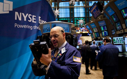 Wall Street odrabia straty