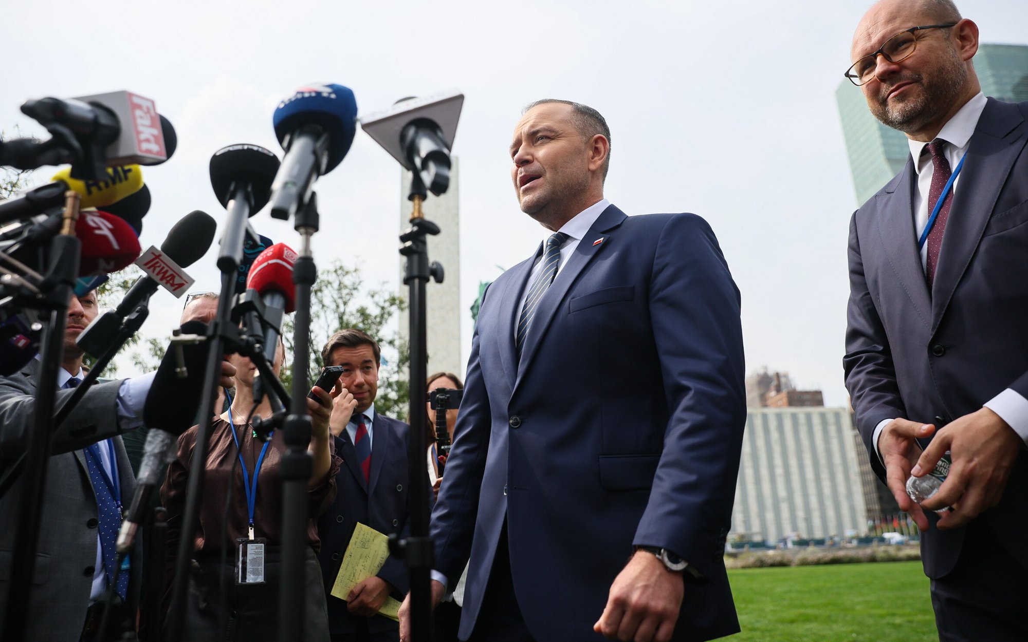 Karol Nawrocki: spory z Radosławem Sikorskim zostawiamy na wewnętrzne dyskusje