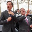 Mark Rutte (z lewej) z szefem rządu Nadrenii Północnej-Westfalii Arminem Laschetem