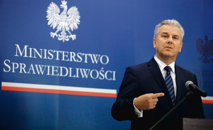 Rząd zyskuje dostęp do baz wyroków sądowych