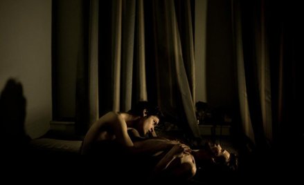 Nagrodę World Press Photo za zdjęcie roku otrzymał Mads Nissen za zdjęcie "Jon and Alex".