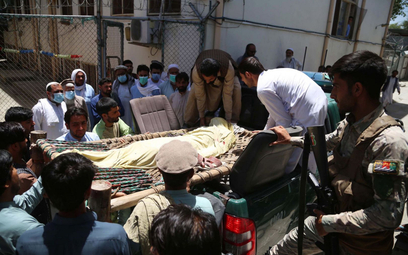 Afganistan: Ktoś zabija osoby szczepiące przeciw polio