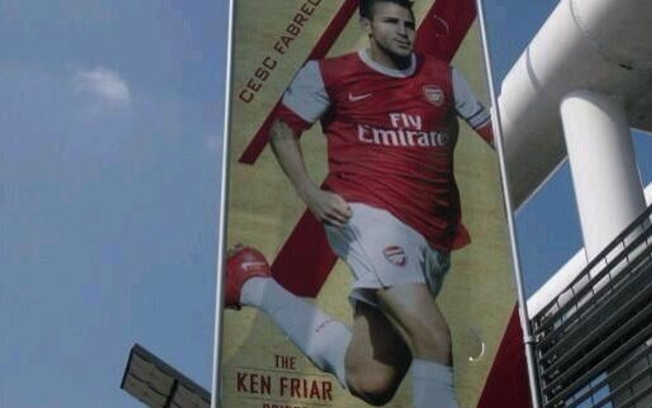 Fabregas znika z galerii legend Arsenalu