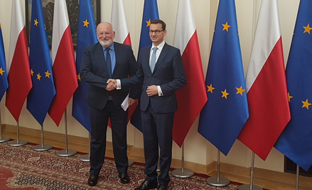 Po spotkaniu Morawiecki-Timmermans: Praca nad kompromisem trwa