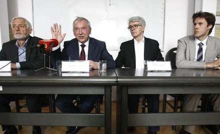 Od lewej: prof. Marian Wiśniewski, prof. Stanisław Gomułka, dr Mirosław Gronicki, Maciej Bitner