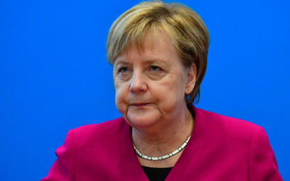 Merkel osłabiła euro