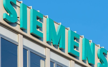 Siemens zapowiada pozew za Krym, ale…