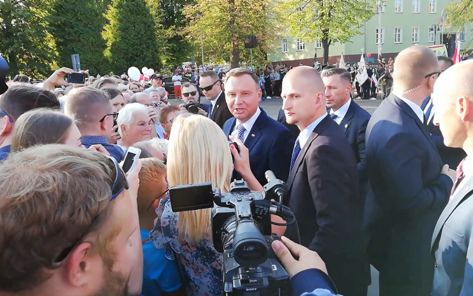 "Prezydencie, zamkną zakład, ludzie stracą pracę". Andrzej Duda: Otworzą następny