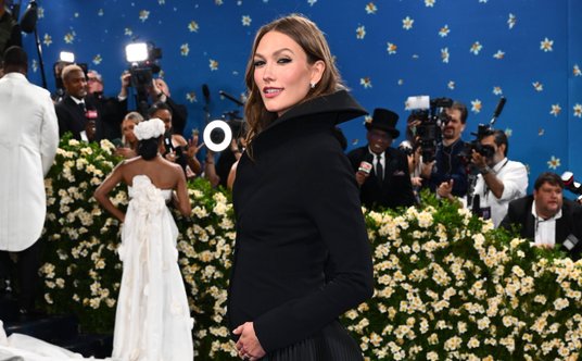 MET Gala 2025: Karlie Kloss w stylizacji Luar.