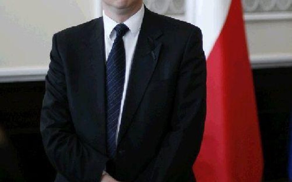 Czemu Tomasz Siemoniak? Bo ławka kadrowa w PO jest krótka