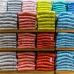 Od 19 lipca producenci nie będą mogli niszczyć niesprzedanych ubrań, butów i akcesoriów