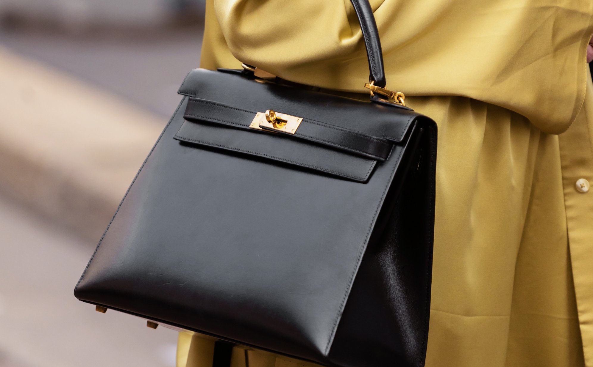 Słynny dom mody po 37 latach żegna się z dyrektor kreatywną. Koniec pewnej ery