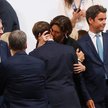 Nieliczni bronili pani minister - pisali, że jej wielkie emocje i spontaniczny gest są zrozumiałe.