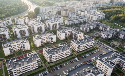 Transakcyjne ceny mieszkań są obniżane nawet o kilkanaście procent. Czas sprzedaży nieruchomości się