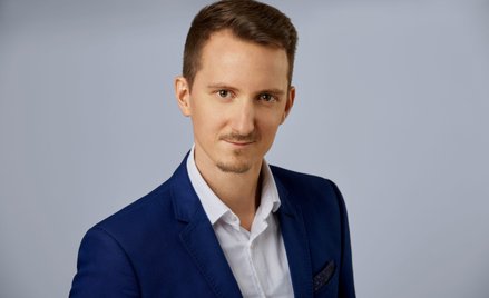 W Polsce nasilą się niedobory kadr. "Technologia podzieli klasę średnią na dwie części"