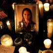Gabrielle Giffords komunikuje się z lekarzami, ale jej stan jest nadal krytyczny
