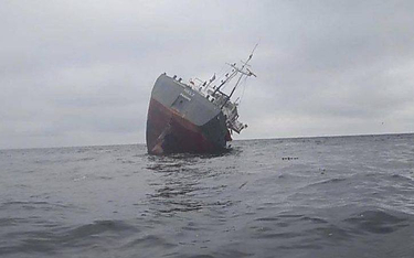 Tonący na Morzu Czarnym statek Helt.