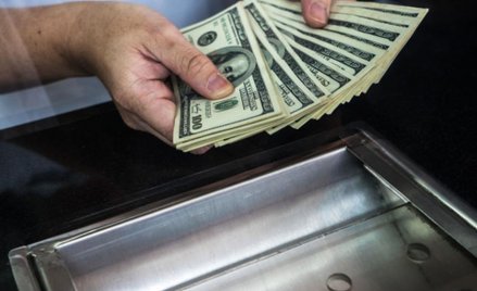 Płynie kapitał na giełdy wschodzące