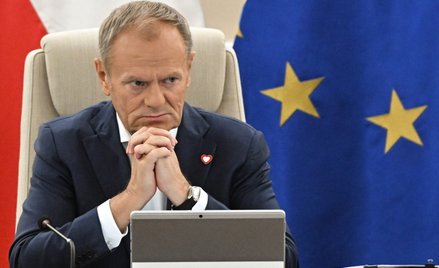 Premier Donald Tusk podczas posiedzenia rządu w siedzibie Kancelarii Prezesa Rady Ministrów w Warsza