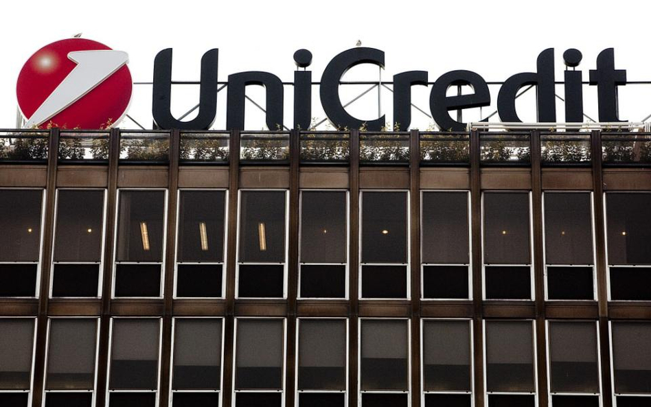 UniCredit 9,9 proc. w dół