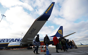 Ryanair każe sobie płacić za wcześniejszą odprawę i rezerwację miejsc